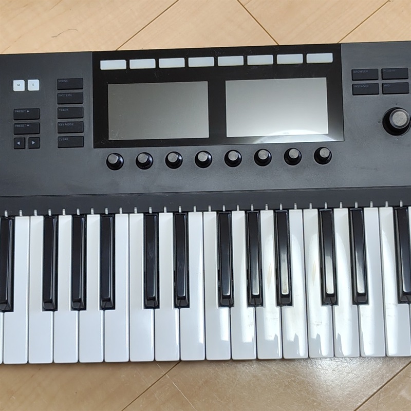 Native Instruments Komplete Kontrol S61 MK2の画像
